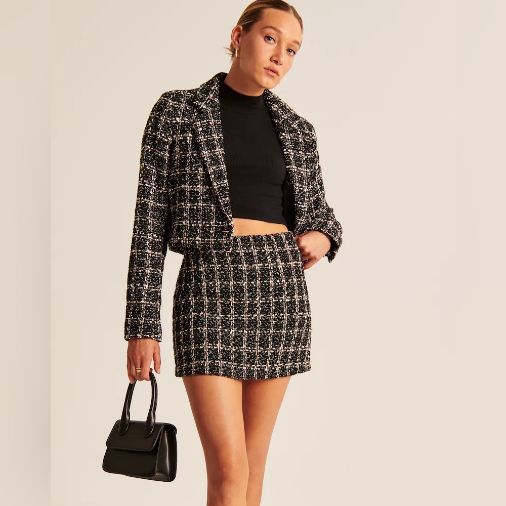 Abercrombie + Tweed Mini Skort in Size Small